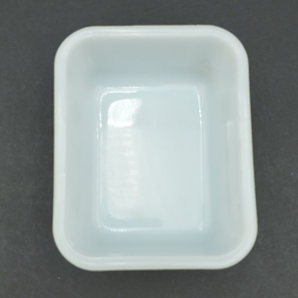 Glasbake White Milk Glass Gold Snowflakes Refrigerator Dish 1 Pint J-258-9 1Pt - Picture 5 of 8